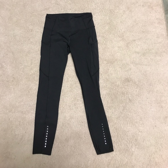 Lululemon Fast and Free Leggings - Picture 1 of 6